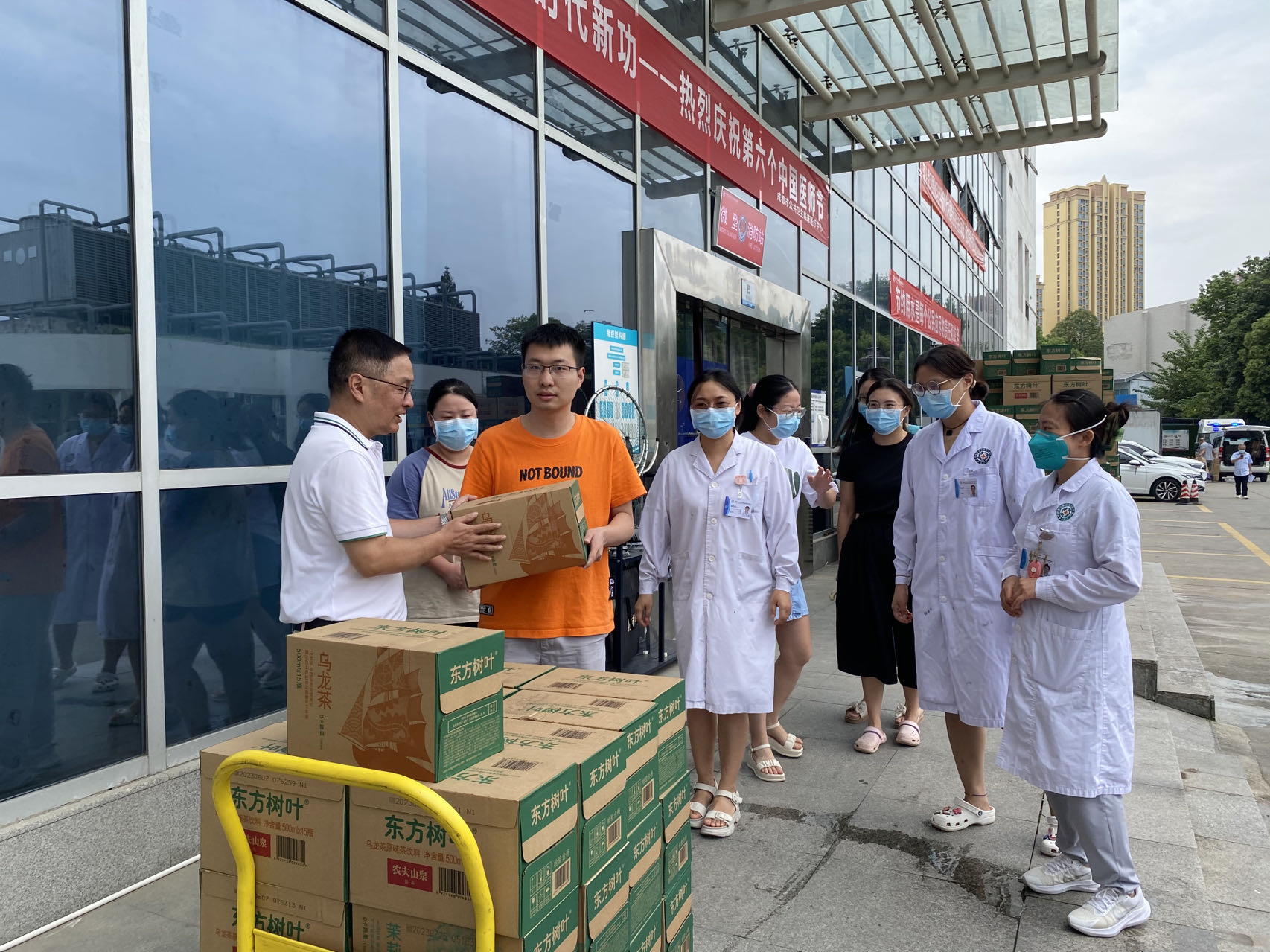 图片2.jpg 图片2.jpg